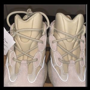 Non authentic yeezy 500 stone